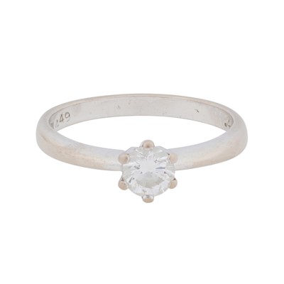 Lot 396 - A diamond single stone ring, circa 2002