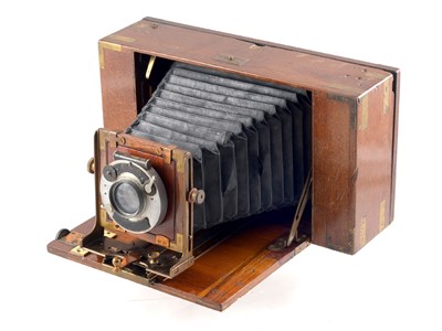 Lot 137 - Brass-Bound King's Own De-Luxe Roll Film Camera.