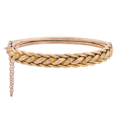 Lot 292 - A braided bangle