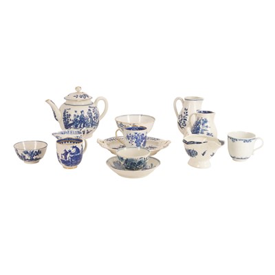 Lot 271 - A mixed group of First Period Worcester Blue & White Porcelain