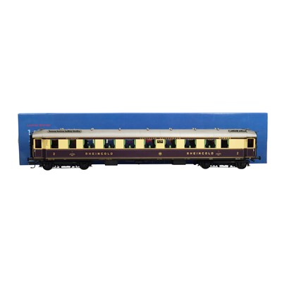 Lot 388 - KM1 Gauge 1 Rheingold Train Set, 5-piece Carriage Set