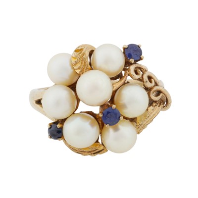 Lot 33 - A sapphire and pearl dress ring