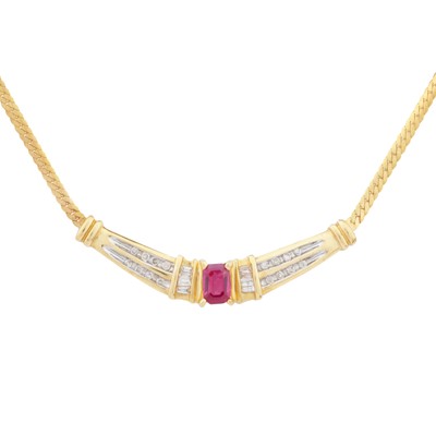 Lot 165 - A ruby and diamond necklace