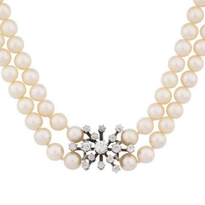 Lot 328 - A pearl and diamond choker necklace