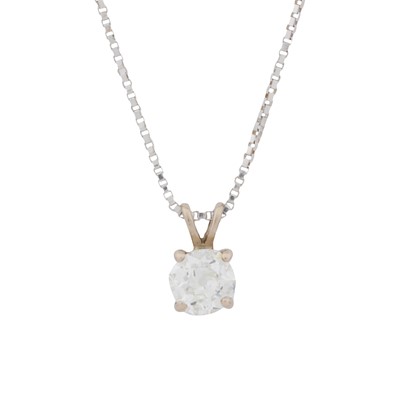 Lot 394 - A diamond pendant necklace