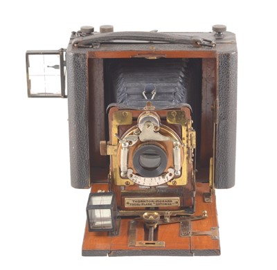 Lot 135 - An Uncommon Thornton Pickard No1 Automan Camera.