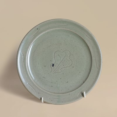 Lot 182 - Bernard Leach (British, 1887-1979)