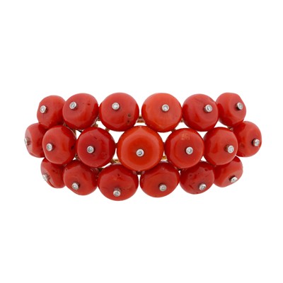 Lot 170 - A coral and diamond brooch