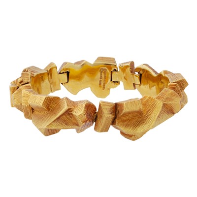 Lot 275 - David Webb Ι A 'Ski slope nugget' bracelet