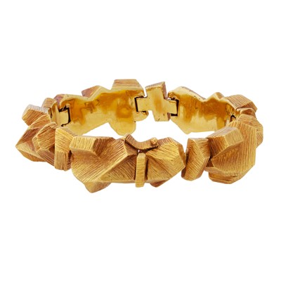 Lot 275 - David Webb Ι A 'Ski slope nugget' bracelet