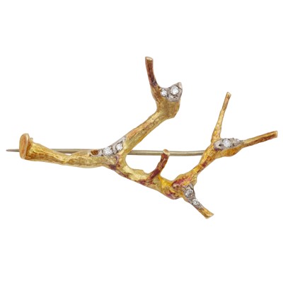 Lot 295 - John Donald Ι A gold and diamond brooch, circa 1962