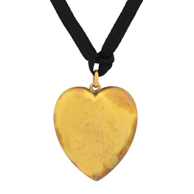 Lot 2 - A heart pendant memorial necklace, circa 1897