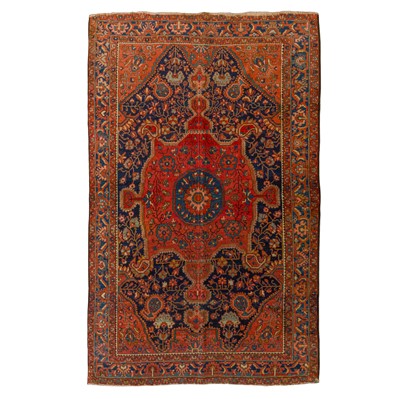 Lot 39 - A fine antique Feraghan rug, west Persia