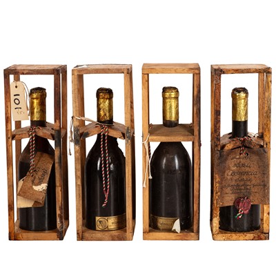Lot 127 - Tokay Aszu Esszencia Hungary Royal Cellars 1957 - 4 bottles