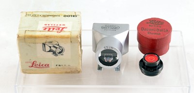 Lot 325 - Leica SBLOO 3.5cm Viewfinder.