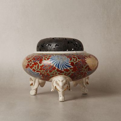 Lot 9 - A Japanese Gosu Satsuma 'floral' koro censer and cover, Meiji period, 19th century