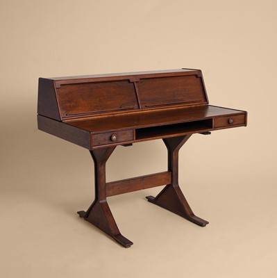 Lot 71 - Gianfranco Frattini (Italian 1926-2004) for Bernini, Italy