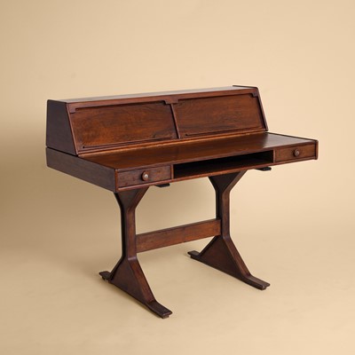 Lot 71 - Gianfranco Frattini (Italian 1926-2004) for Bernini, Italy