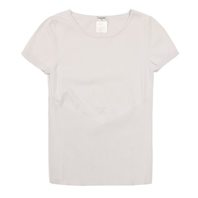 Lot 48 - Chanel Grey CC Knit Short Sleeve Sweater - Size 42