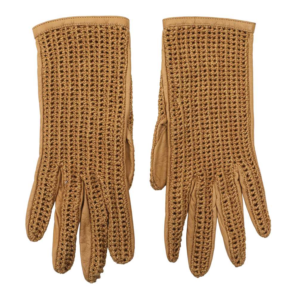 Lot 94 - Chanel Tan CC Driving Gloves