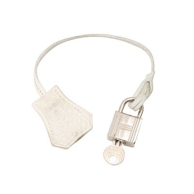 Lot 228 - Hermès Blanc Togo Cadenes Set