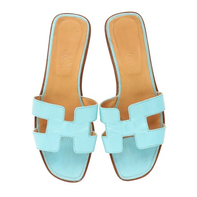 Lot 61 - Hermès Sky Blue Box Oran Sandal - Size 39.5