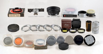 Lot 440 - Leitz Accessory End Lot. Leica L and M items.