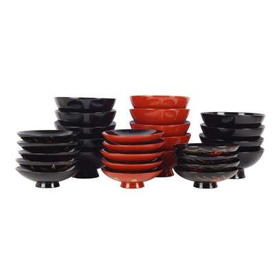 Lot 125 - A group of Japanese lacquer bowls, 20th/21st century