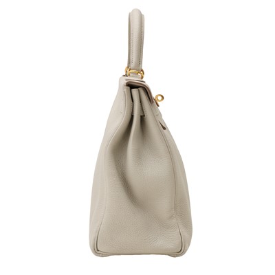Lot 53 - Hermès Gris Perle Togo Kelly Retourne 32