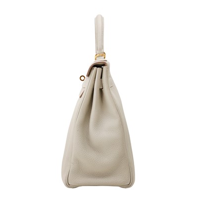 Lot 53 - Hermès Gris Perle Togo Kelly Retourne 32