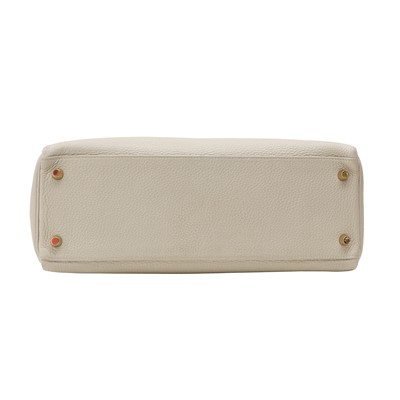 Lot 53 - Hermès Gris Perle Togo Kelly Retourne 32