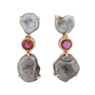 Lot 414 - A ruby and black pearl earrings