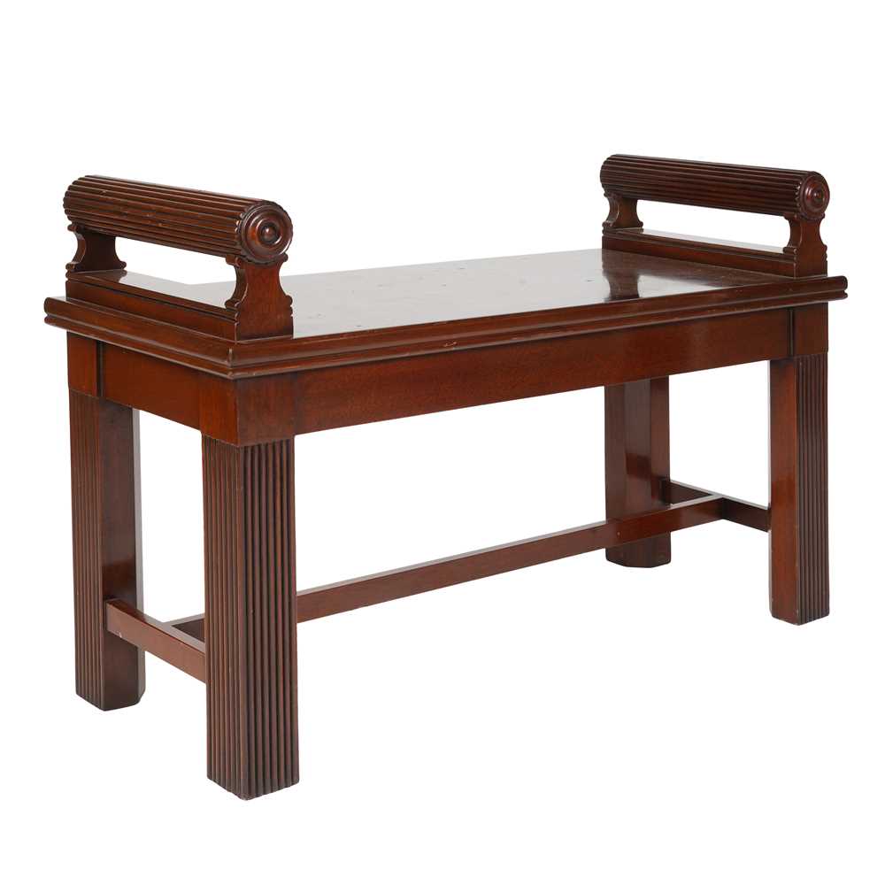 Lot 7 - A regency mahogany hall or window seat