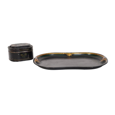 Lot 167 - Russian toleware tray and box