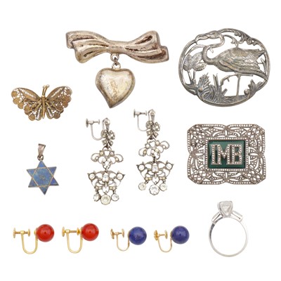Lot 471 - A group of jewellery