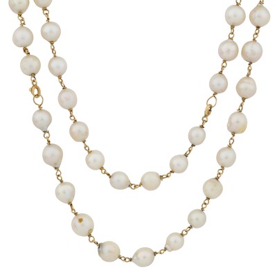 Lot 181 - A pearl necklace