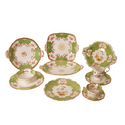 Lot 304 - An early 20th century Coalport ‘Old Coalport’ pattern part dessert and tea service