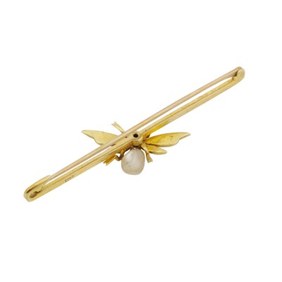 Lot 74 - A gem-set fly brooch