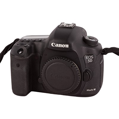 Lot 165 - Canon