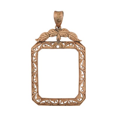 Lot 271 - A frame pendant