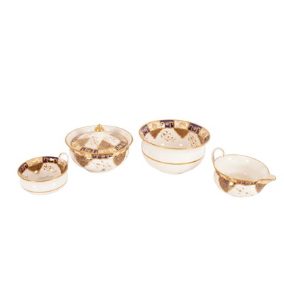 Lot 267 - A part James and Ralph Clews porcelain tea set