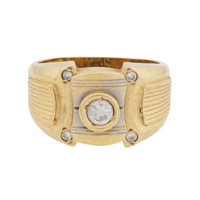 Lot 126 - A diamond imitation ring