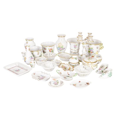 Lot 257 - A collection of Herend porcelain, predominately in the Victoria pattern