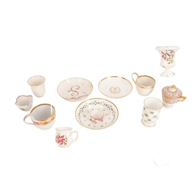 Lot 310 - A group of Continental porcelain to include a Sevres saucer