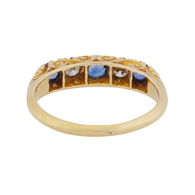 Lot 27 - A sapphire and diamond five stone ring
