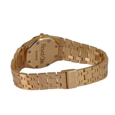Lot 129 - Ladies' Audemars Piguet 'Royal Oak' Bracelet Watch