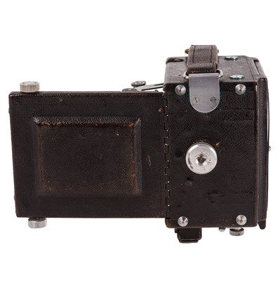 Lot 158 - Graflex Inc.