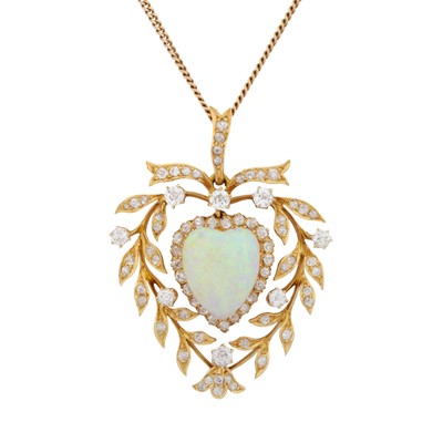 Lot 135 - An opal and diamond pendant necklace