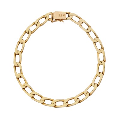 Lot 259 - A curb link bracelet