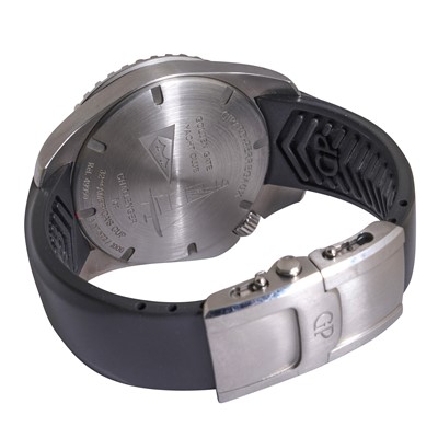 Lot 39 - Men's Girard-Perregaux 'Sea Hawk II' Wristwatch
